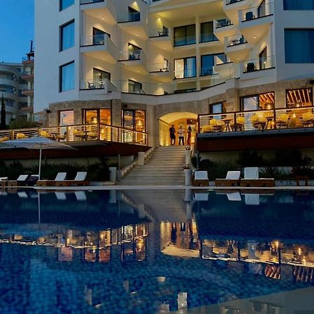 Harbour Hotel Саранде Екстериор снимка