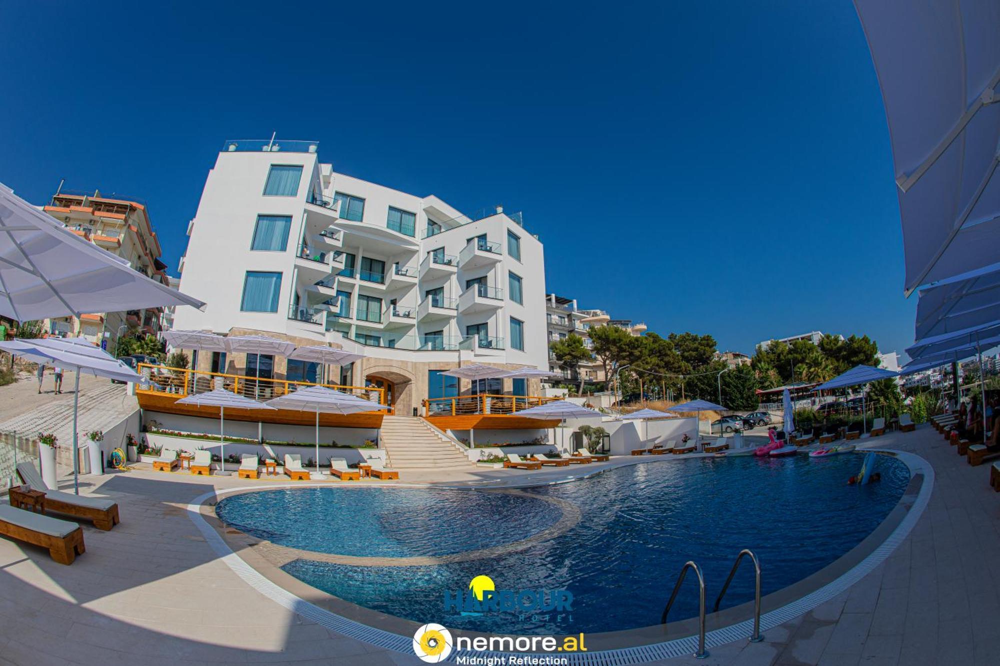 Harbour Hotel Саранде Екстериор снимка