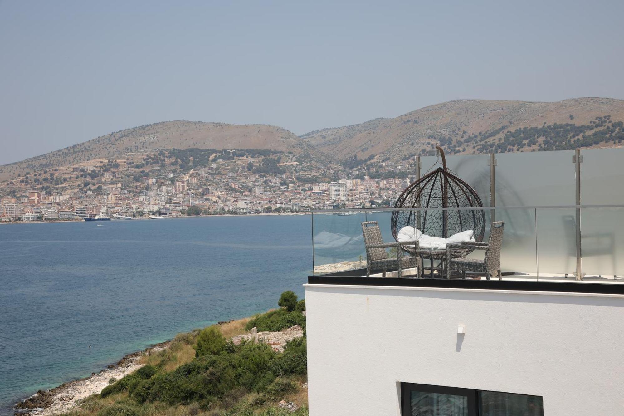 Harbour Hotel Саранде Екстериор снимка