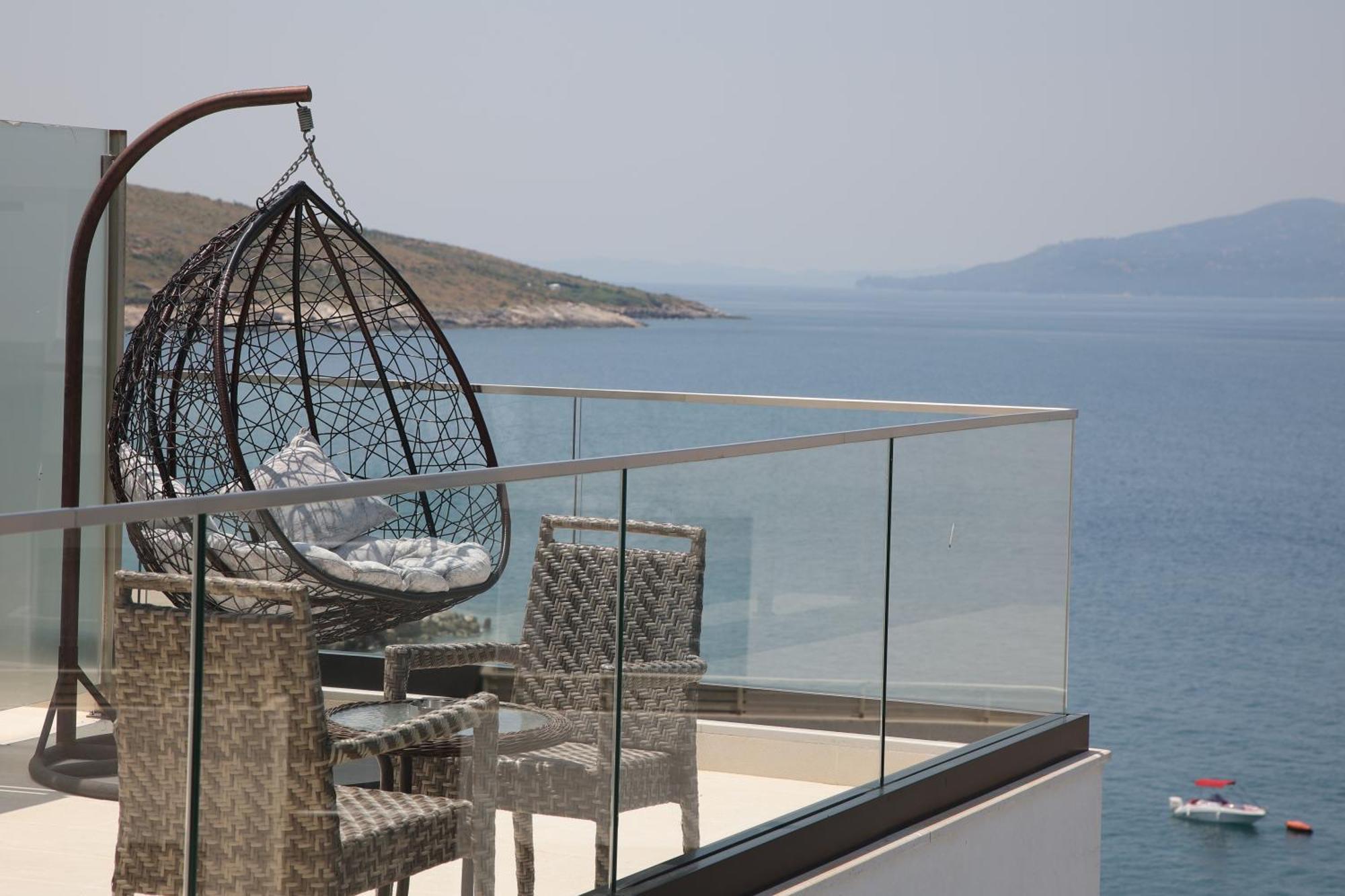 Harbour Hotel Саранде Екстериор снимка
